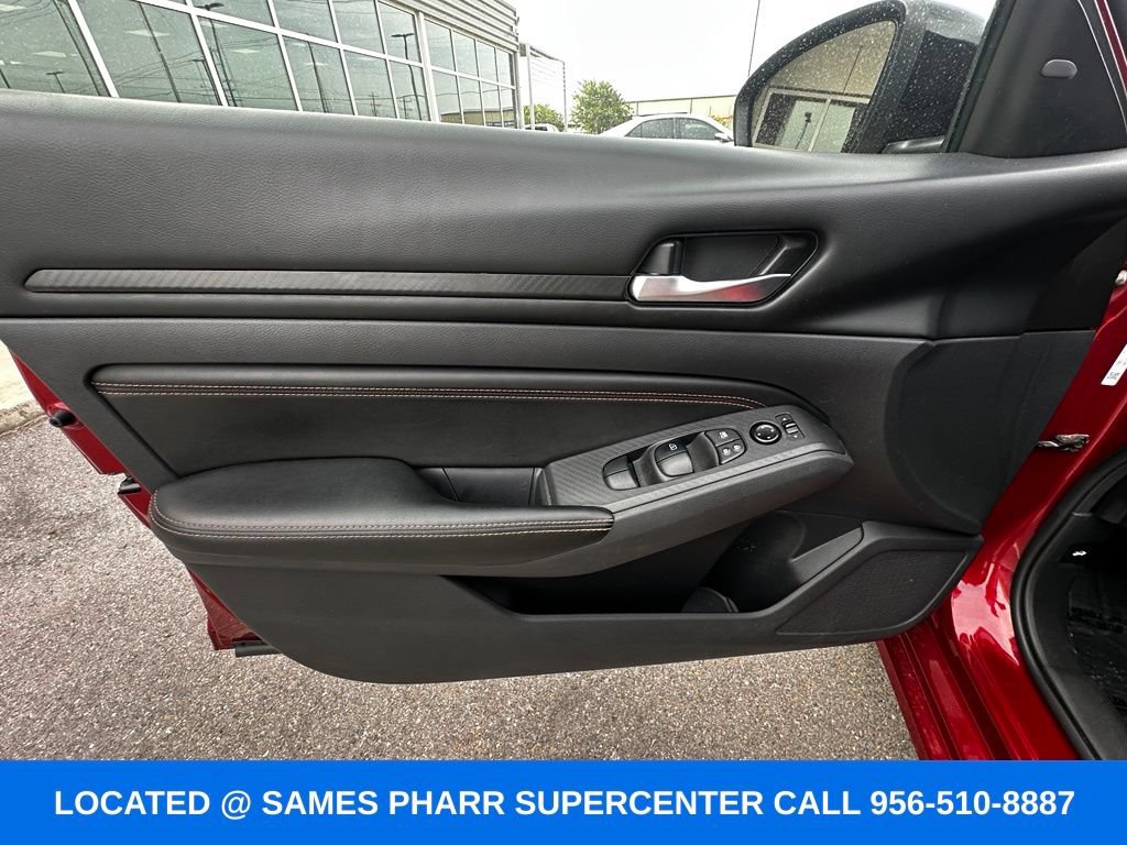Used 2022 Nissan Altima 2.5 SR FWD image 17