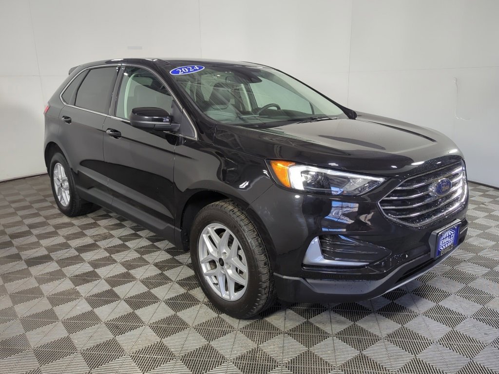 Certified 2024 Ford Edge SEL image 9