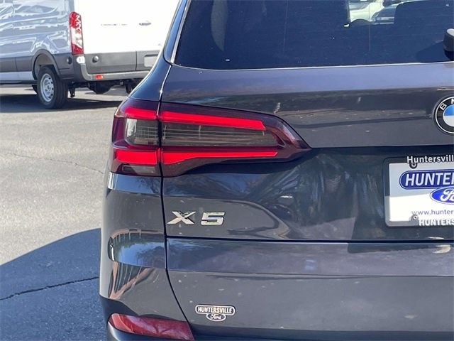 Used 2021 BMW X5 xDrive40i w/ Convenience Package image 35