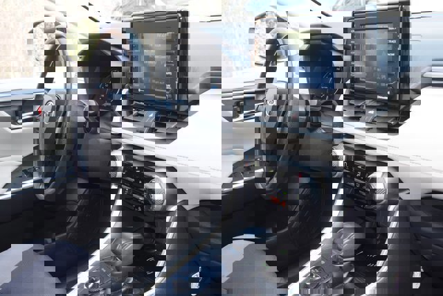 Used 2022 Toyota RAV4 XLE image 10