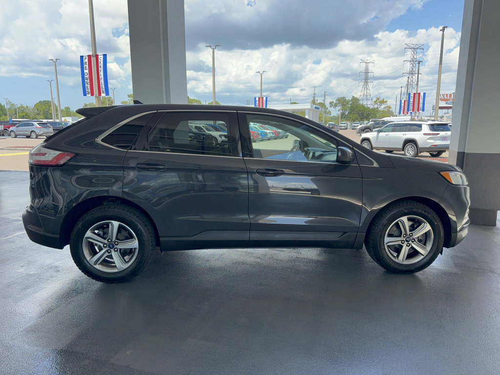 Certified 2021 Ford Edge SEL w/ Convenience Package FWD image 3