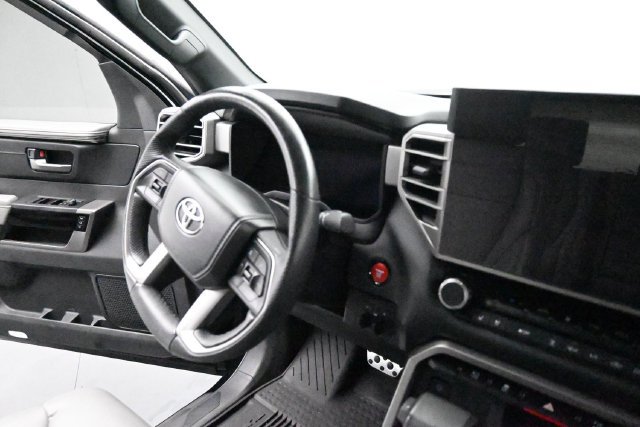 Used 2025 Toyota Tundra Limited w/ TRD Off-Road Package AWD/4WD image 18