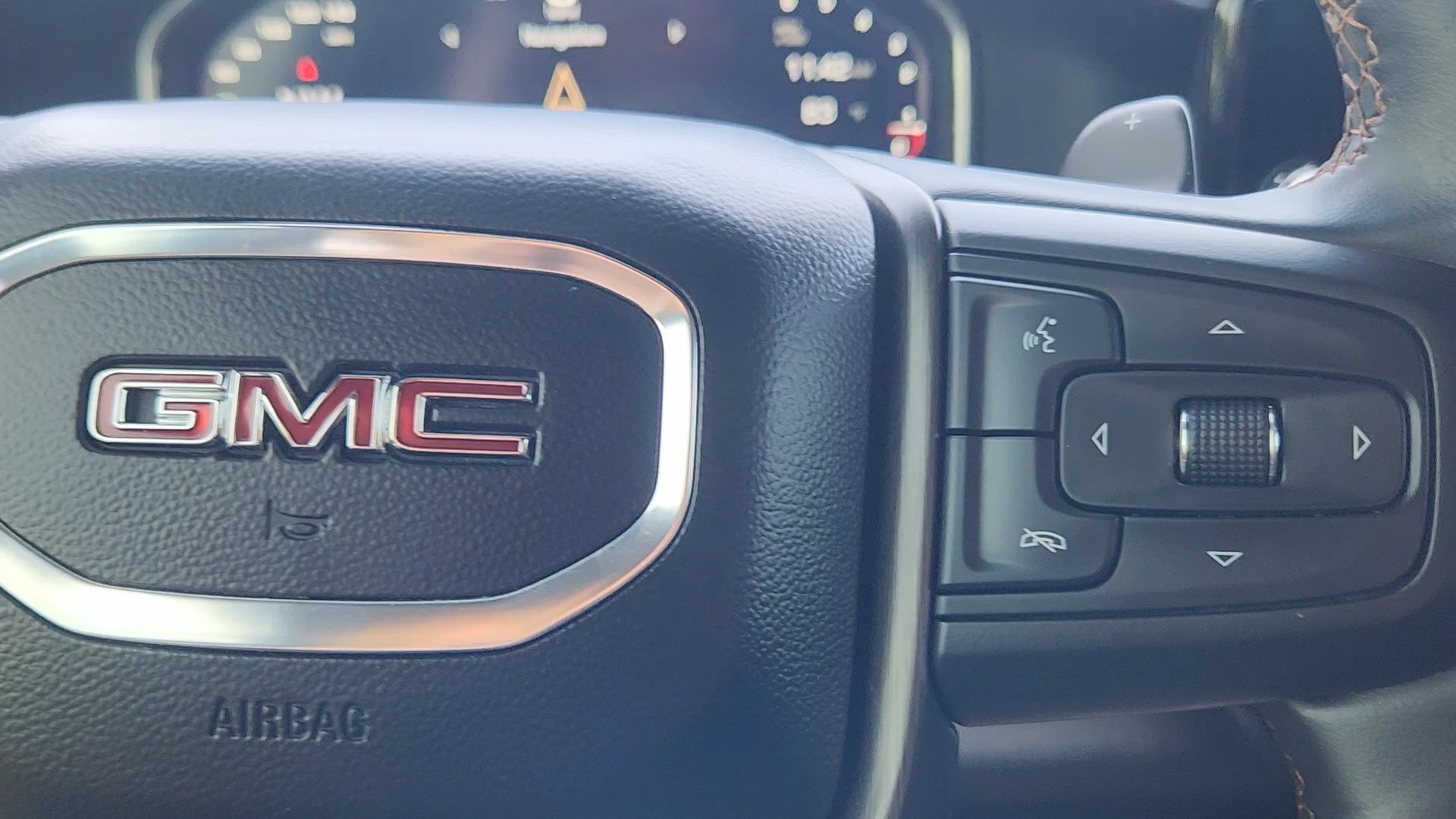 Used 2023 GMC Sierra 1500 AT4 w/ Technology Package AWD/4WD image 20
