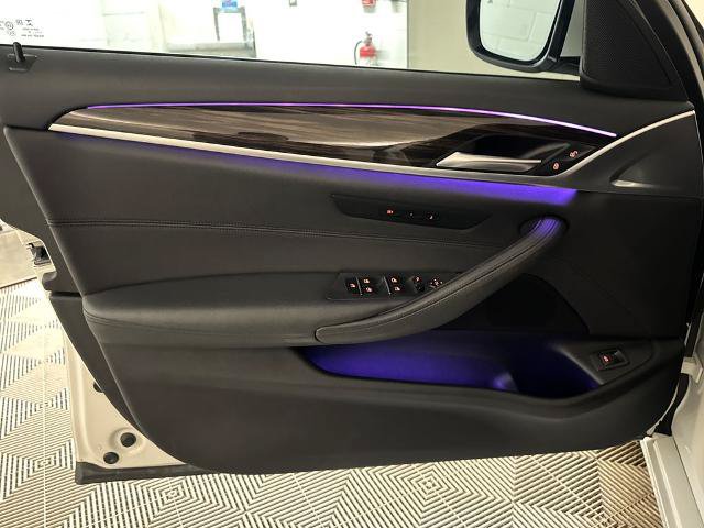 Used 2019 BMW 530i RWD image 16