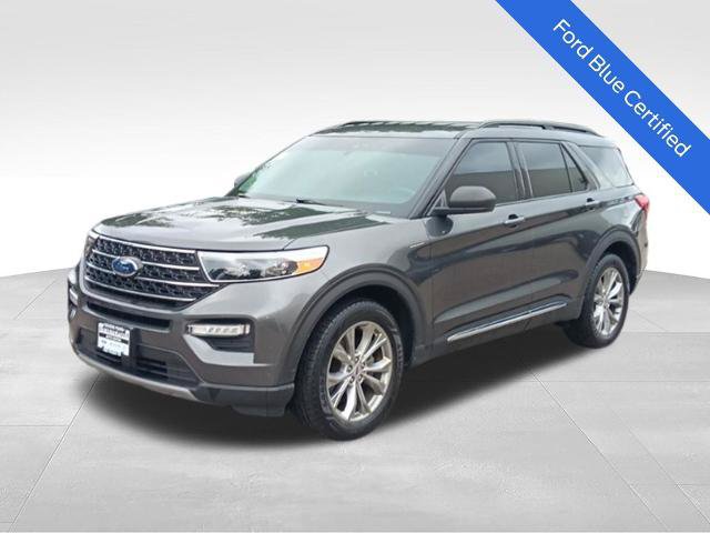 Certified 2020 Ford Explorer XLT w/ Equipment Group 202A AWD/4WD image 3