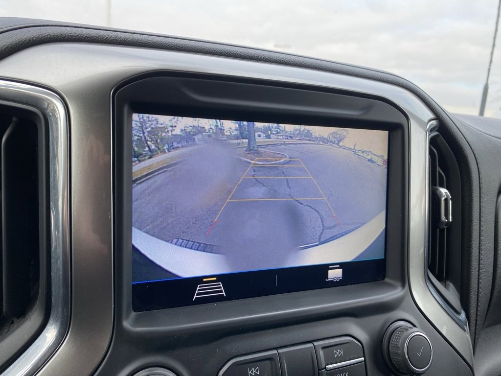 Used 2022 Chevrolet Silverado 2500 LT w/ Convenience Package image 21