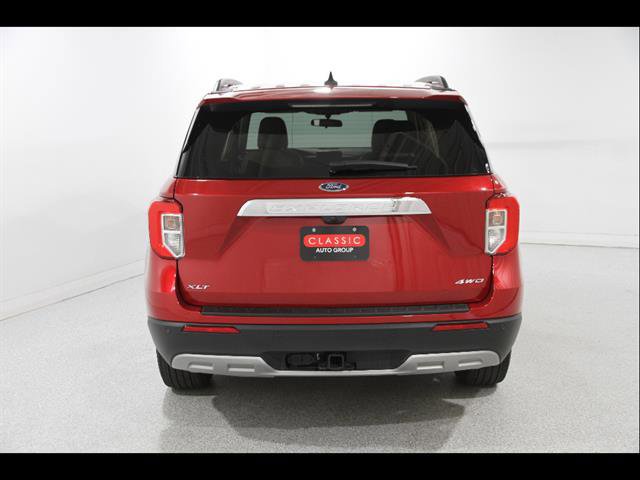 Certified 2024 Ford Explorer XLT w/ Equipment Group 202A image 2