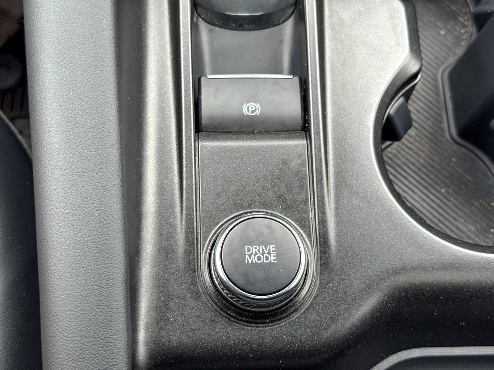 Certified 2025 Ford Explorer ST-Line w/ Premium Package image 33