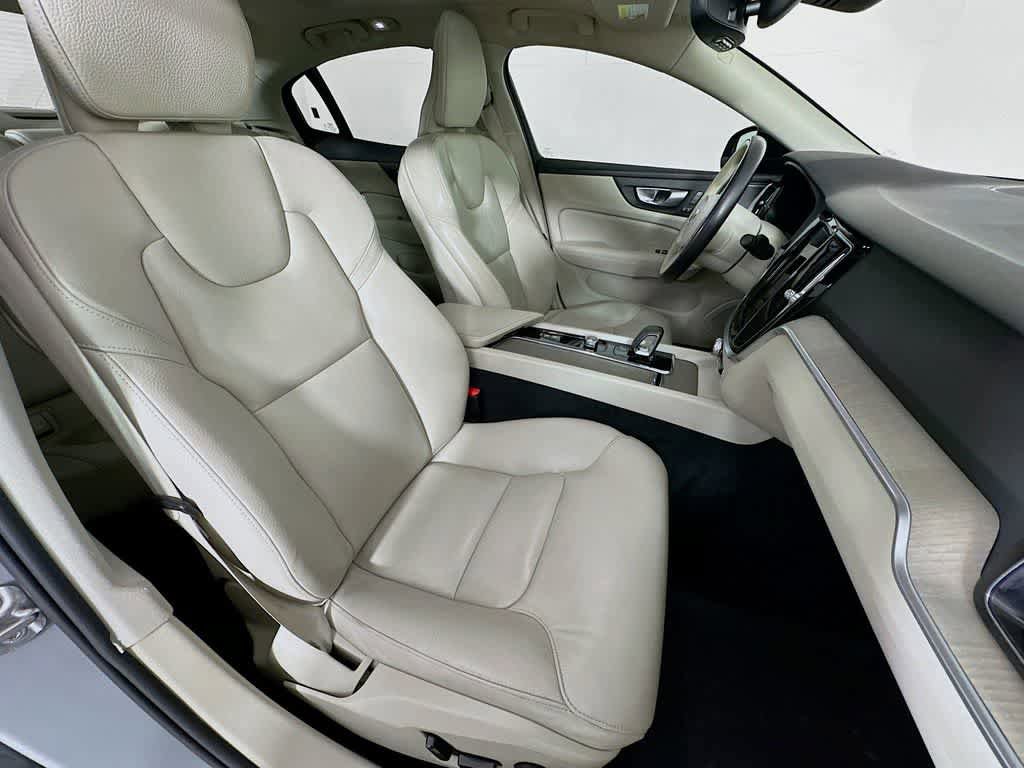 Used 2024 Volvo S60 B5 Plus w/ Protection Package Premier AWD/4WD image 14