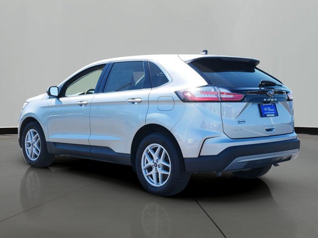 Certified 2022 Ford Edge SEL w/ Convenience Package AWD/4WD image 2