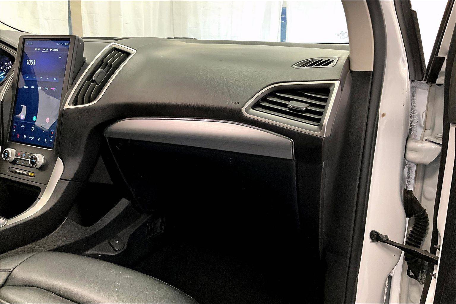 Certified 2022 Ford Edge SEL w/ Convenience Package image 15