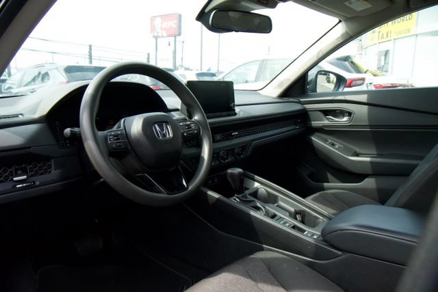 Used 2025 Honda Accord SE image 11
