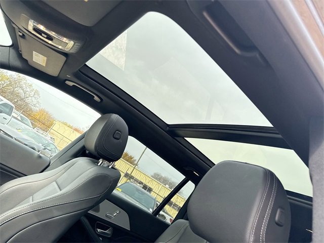 Used 2025 Mercedes-Benz GLS 450 4MATIC image 21