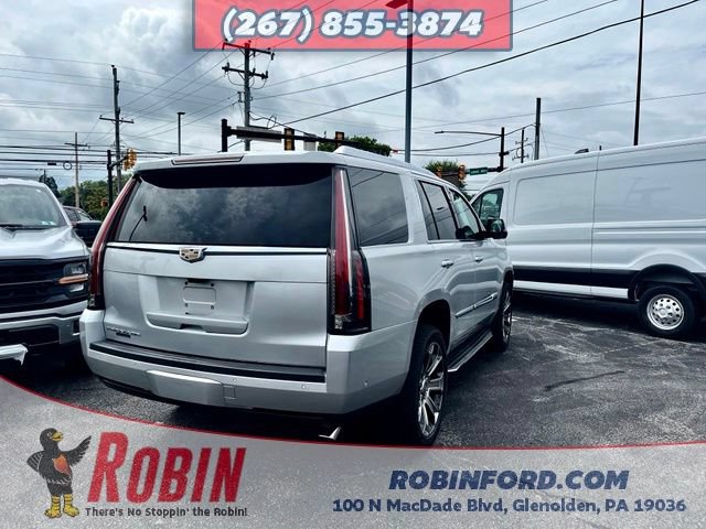Used 2018 Cadillac Escalade Luxury AWD/4WD image 7