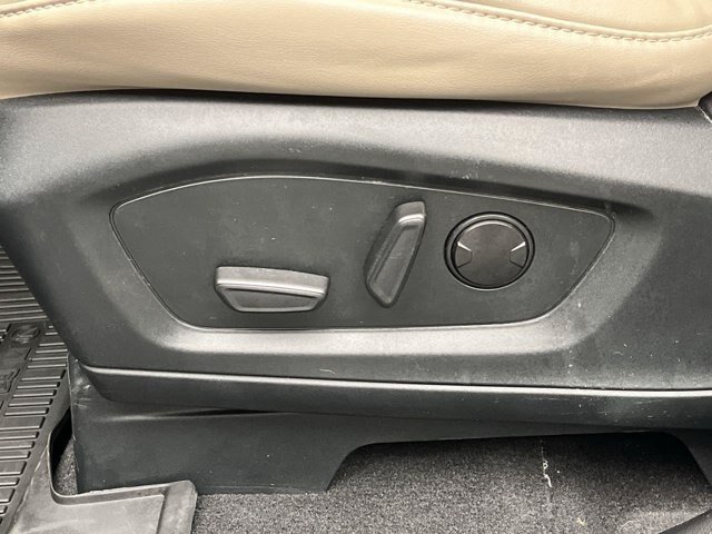 Certified 2023 Ford Explorer XLT w/ Equipment Group 202A AWD/4WD image 13