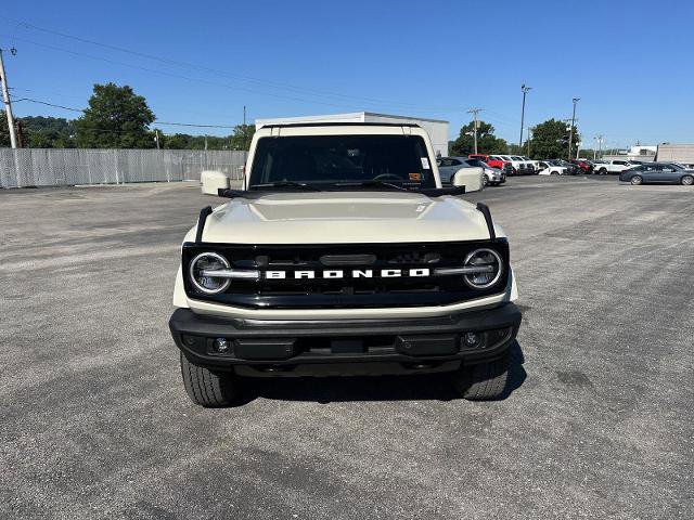 Certified 2025 Ford Bronco Outer Banks AWD/4WD image 2