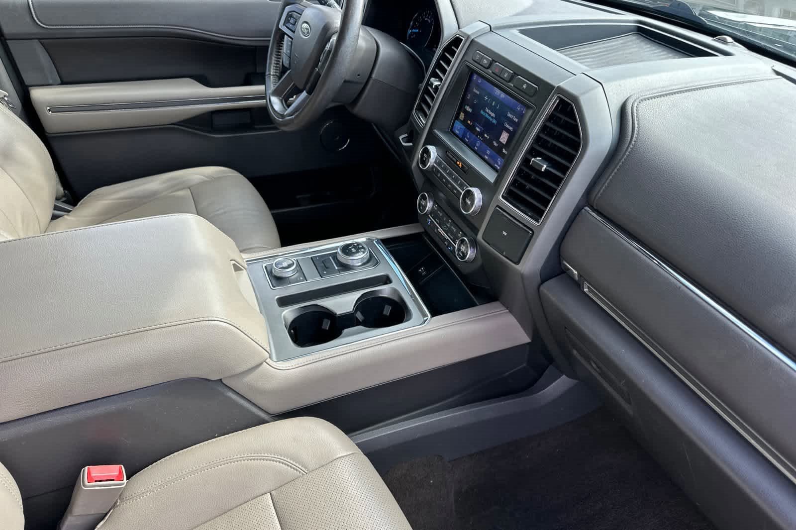 Certified 2020 Ford Expedition XLT w/ Equipment Group 202A image 17