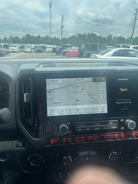 Used 2025 Nissan Frontier PRO-4X w/ Pro Premium Package AWD/4WD image 12