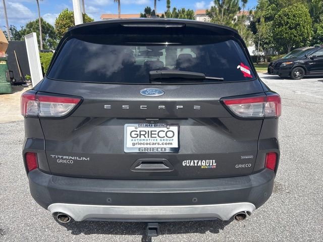 Certified 2020 Ford Escape Titanium w/ Titanium Premium Package 2.0 FWD image 3