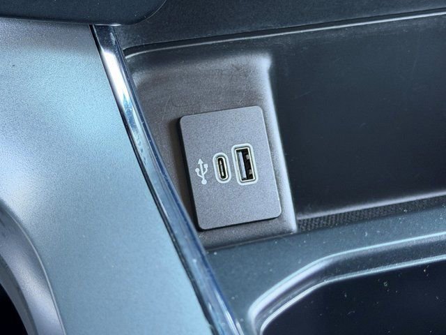 Certified 2025 Ford F150 Lightning XLT AWD/4WD image 30