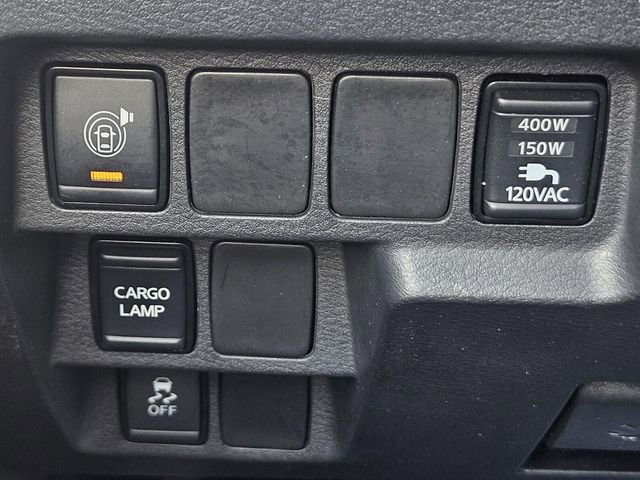 Used 2022 Nissan Frontier Pro-X image 23