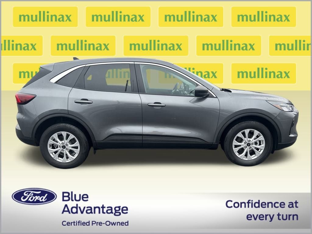 Certified 2023 Ford Escape Active image 2