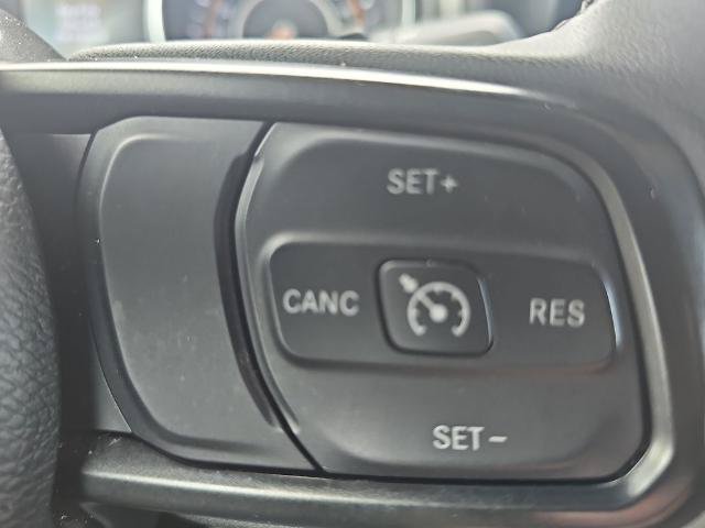 Used 2023 Jeep Wrangler Unlimited Sport AWD/4WD image 17