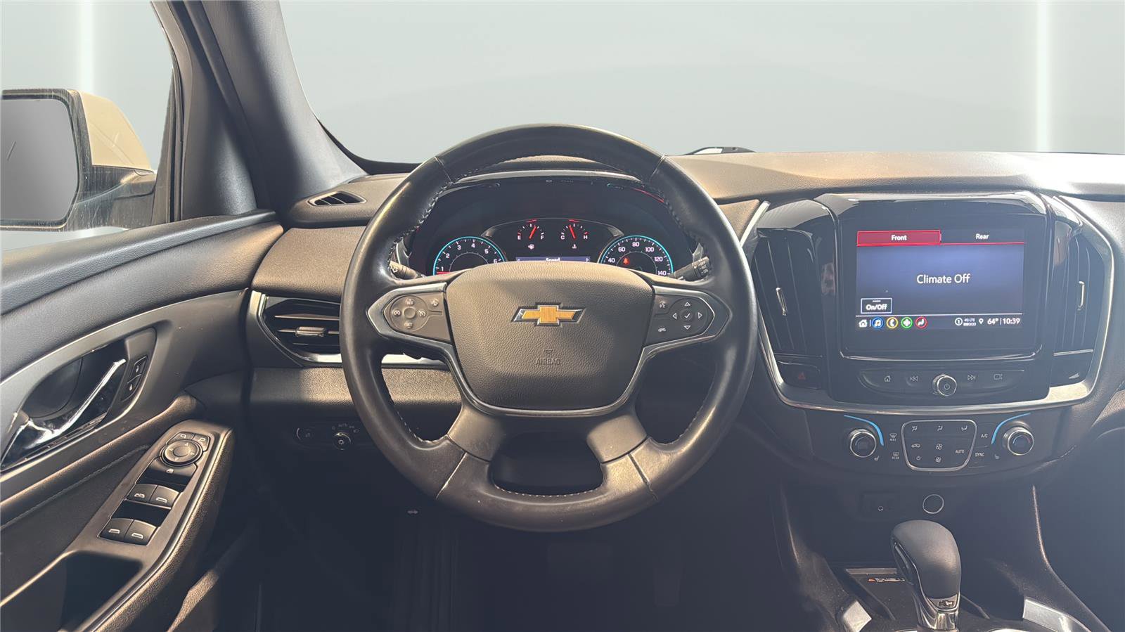 Used 2022 Chevrolet Traverse LT image 12