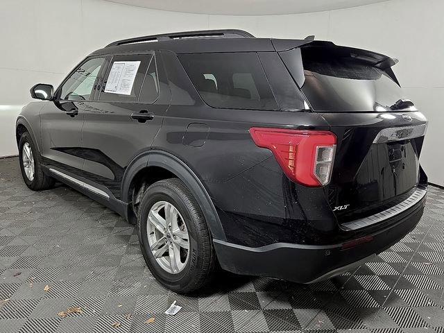 Certified 2023 Ford Explorer XLT w/ Equipment Group 202A image 3