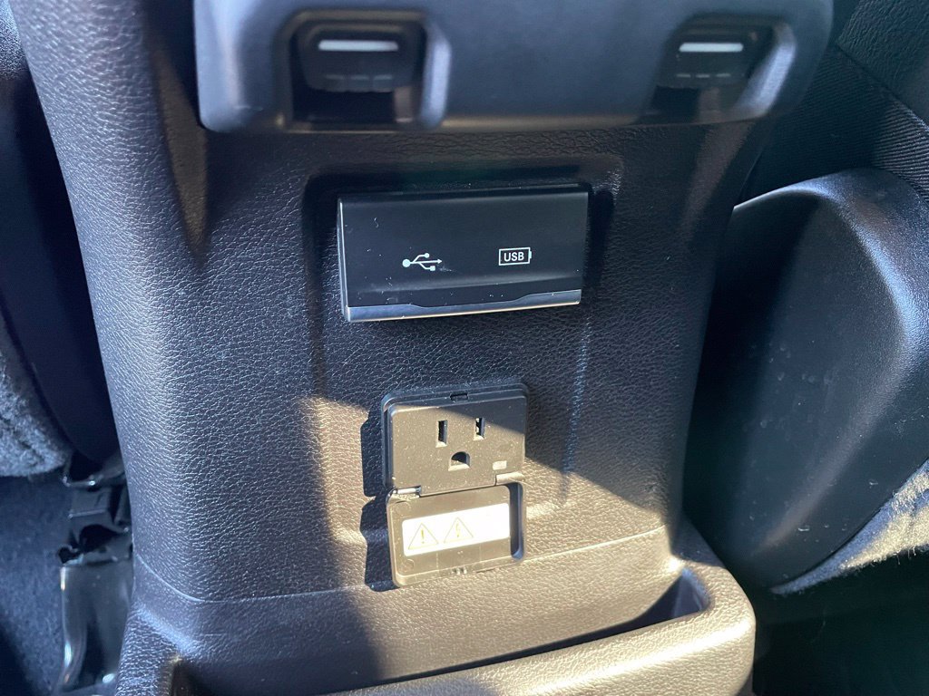Used 2020 Jeep Wrangler Unlimited Sahara AWD/4WD image 27