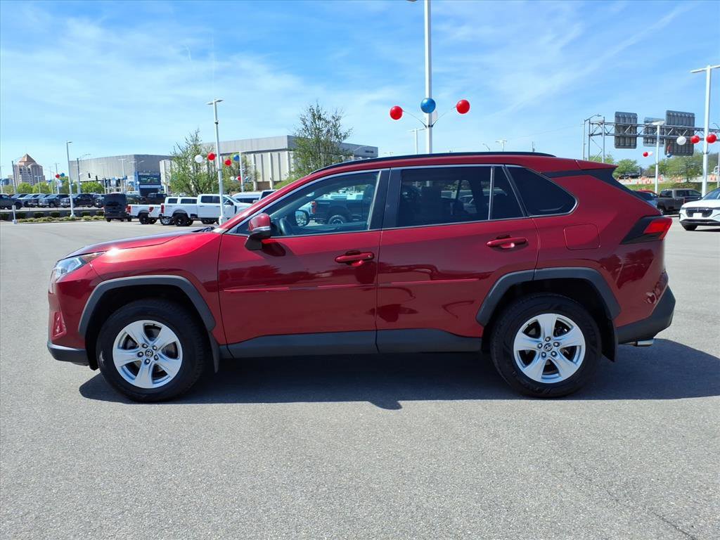 Used 2021 Toyota RAV4 XLE w/ Convenience Package video 2