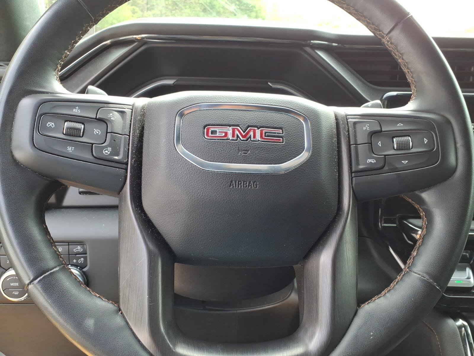 Used 2023 GMC Sierra 1500 AT4 w/ AT4 Premium Package AWD/4WD image 19
