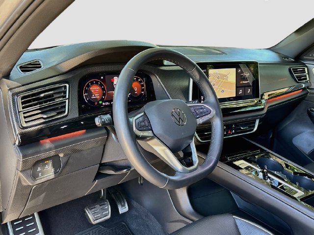 Used 2026 Volkswagen Atlas Cross Sport SEL Premium R-Line AWD/4WD image 9