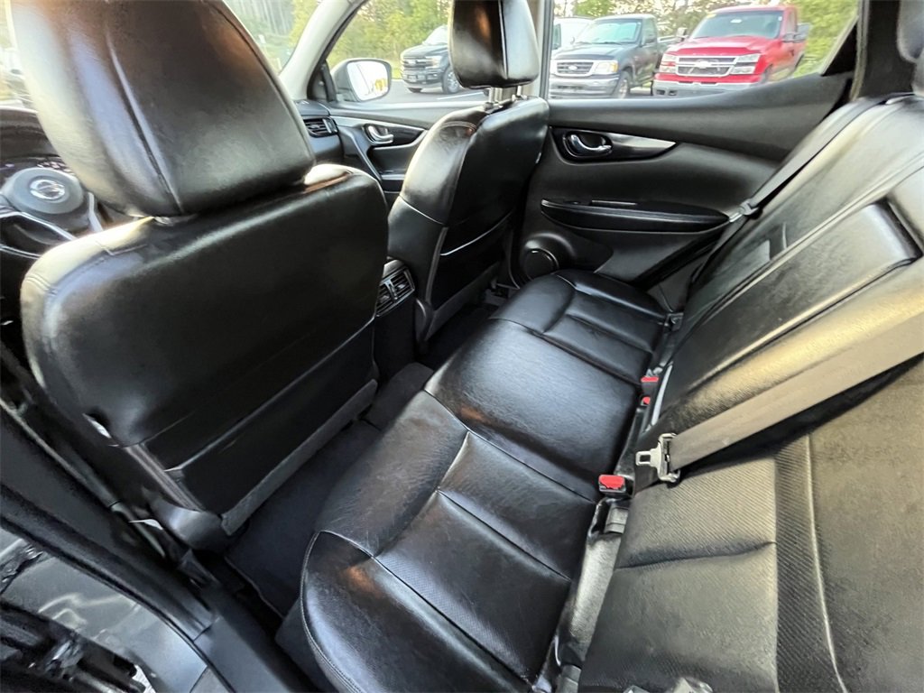 Used 2019 Nissan Rogue Sport SL w/ Premium Package image 25