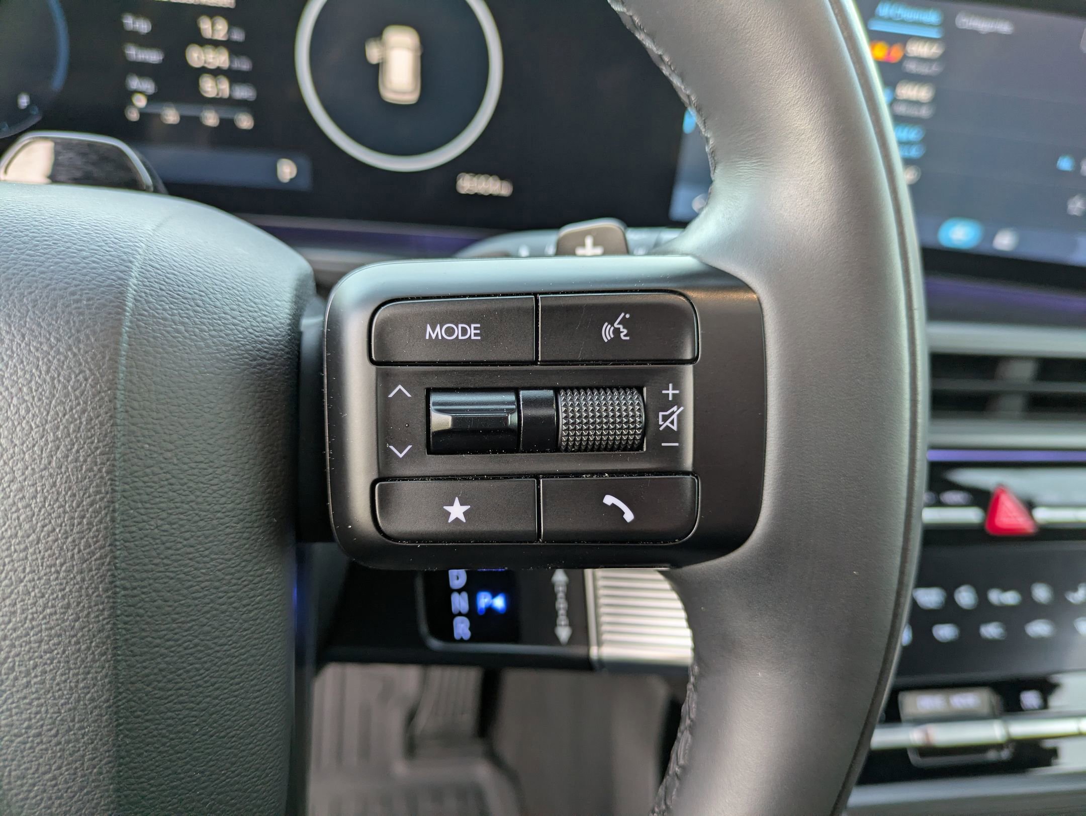 Used 2025 Hyundai Santa Fe Calligraphy image 19