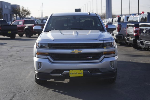 Used 2017 Chevrolet Silverado 1500 LT w/ All Star Edition image 3