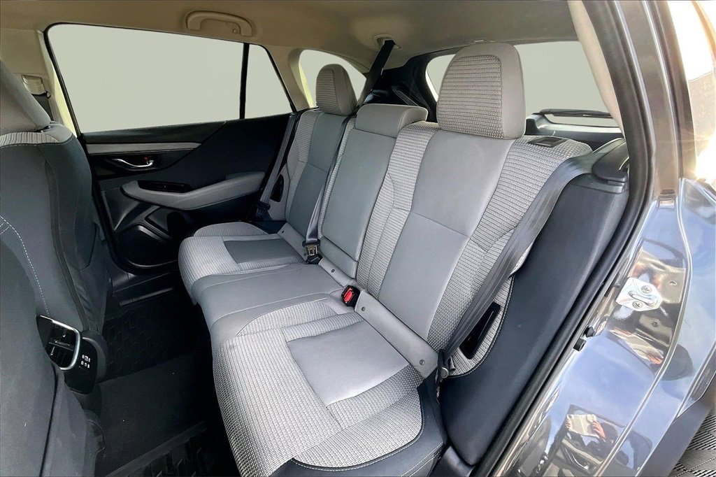 Used 2025 Subaru Outback Premium w/ Popular Package #1A image 26