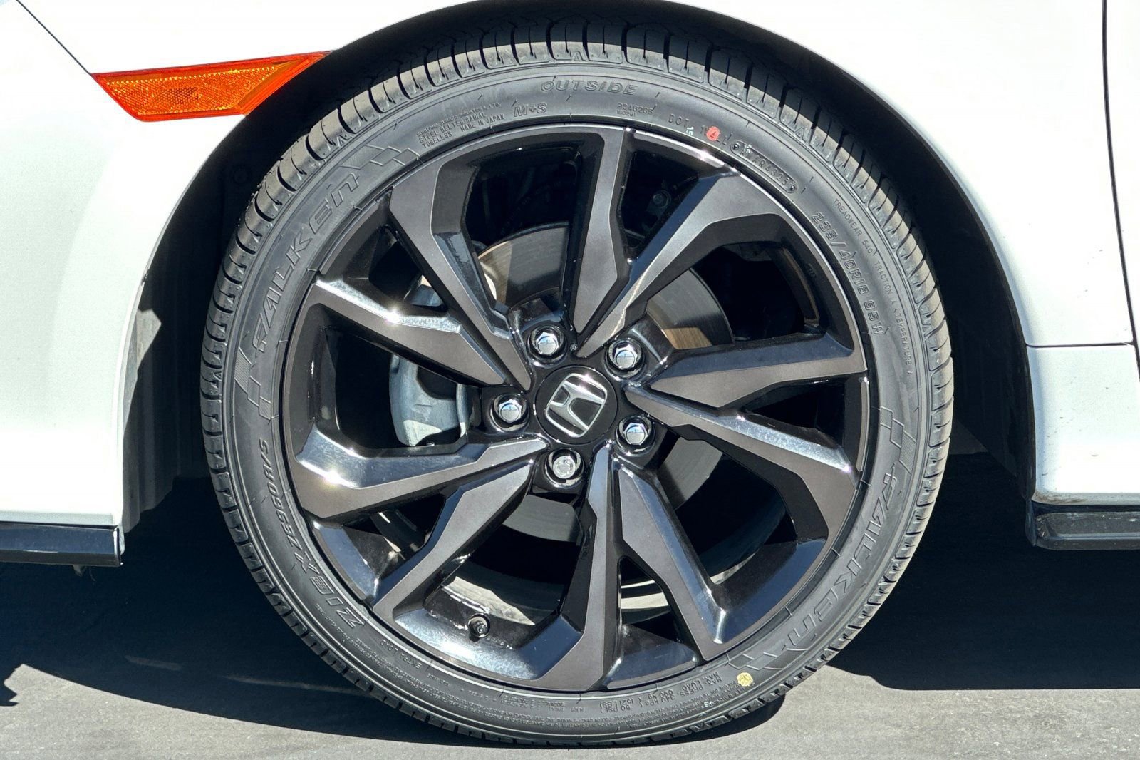 Used 2018 Honda Civic Sport Touring image 27