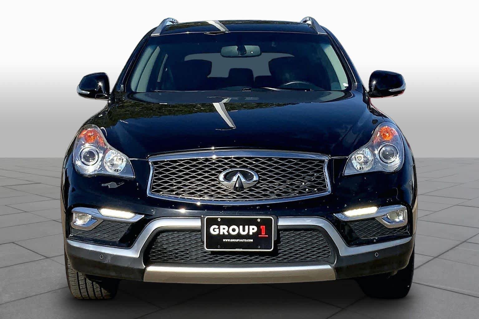 Used 2017 INFINITI QX50 AWD w/ Premium Plus Package image 3