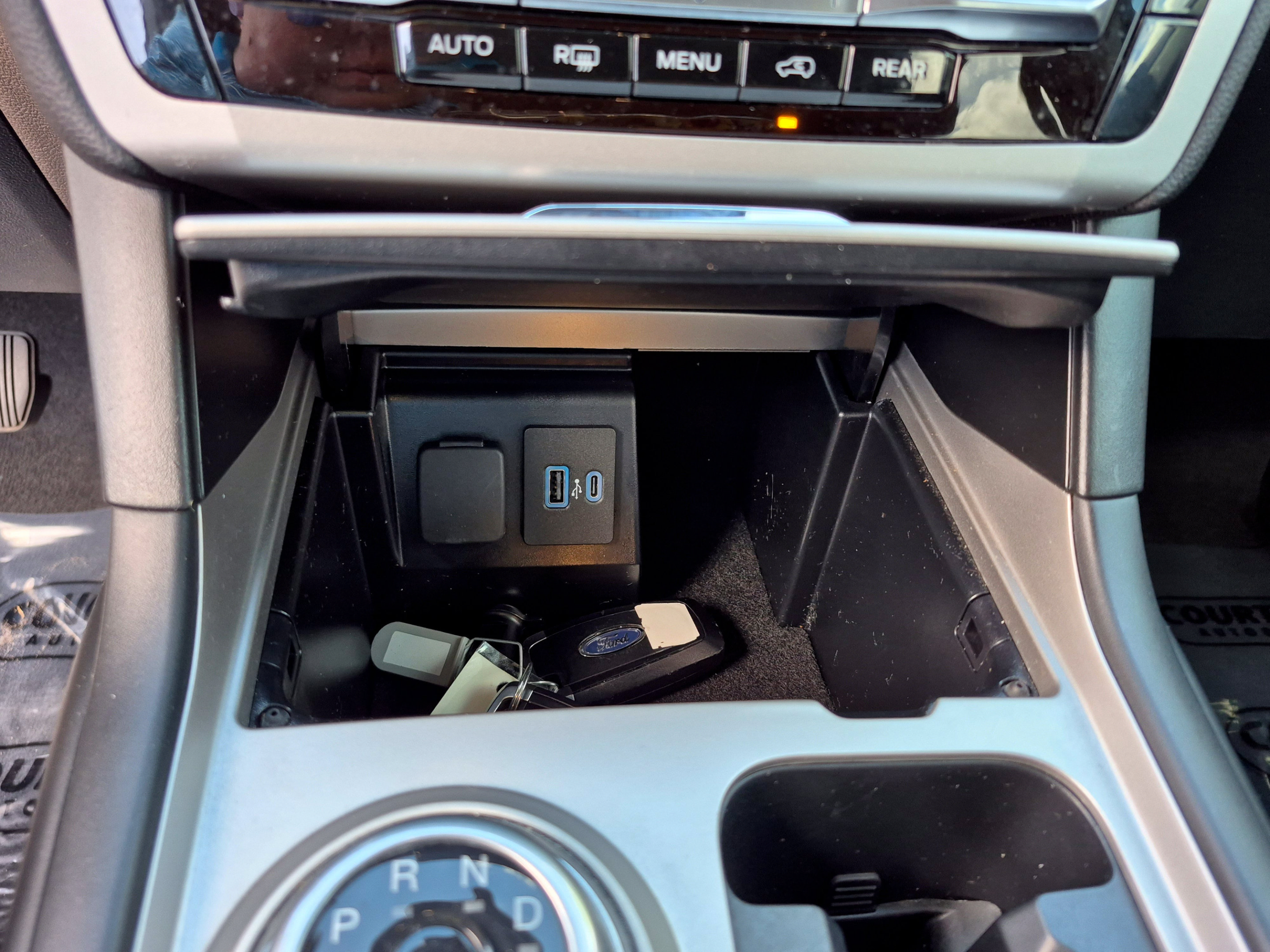 Certified 2022 Ford Explorer XLT RWD image 27