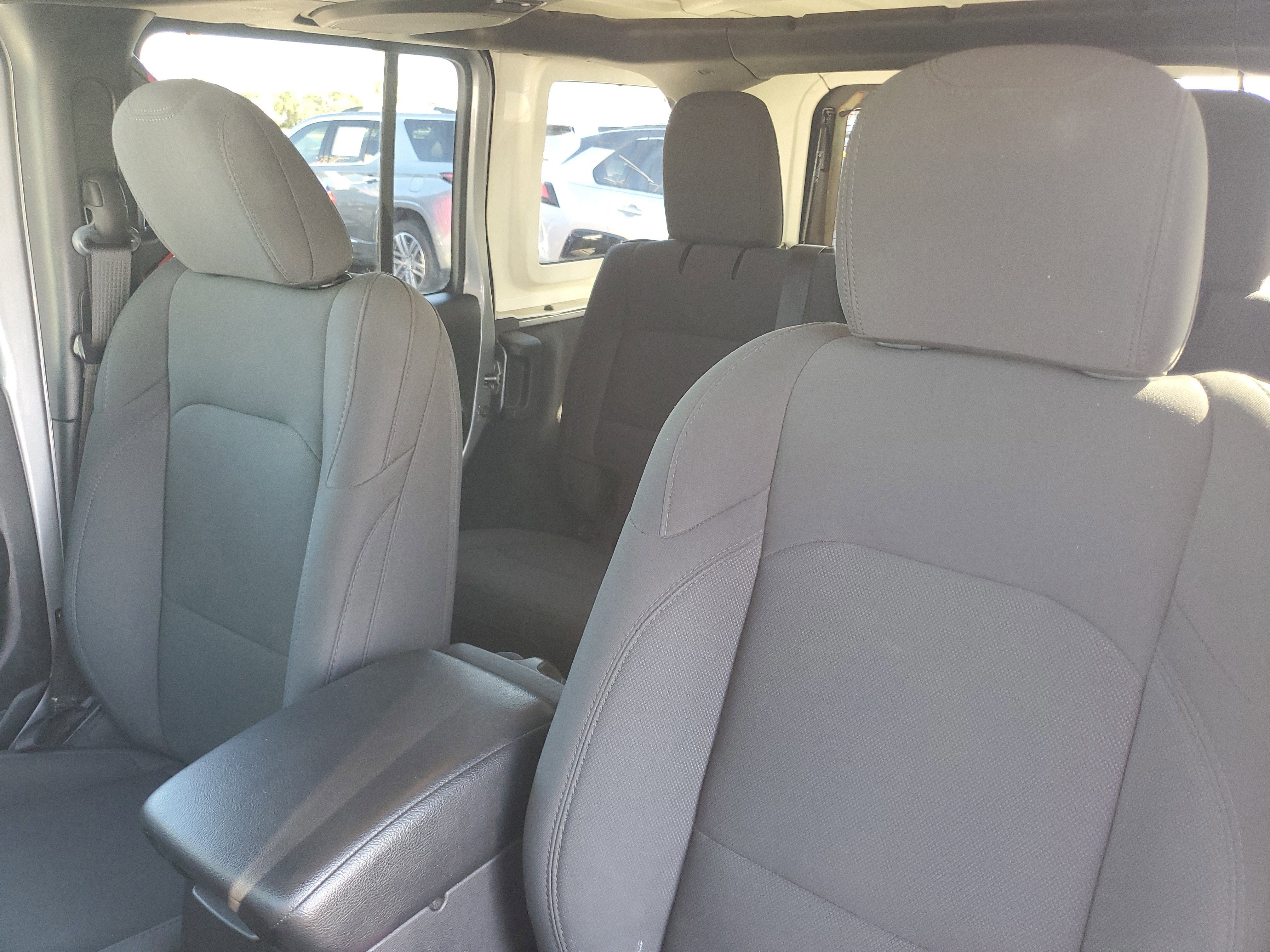 Used 2020 Jeep Wrangler Unlimited Sport S image 12