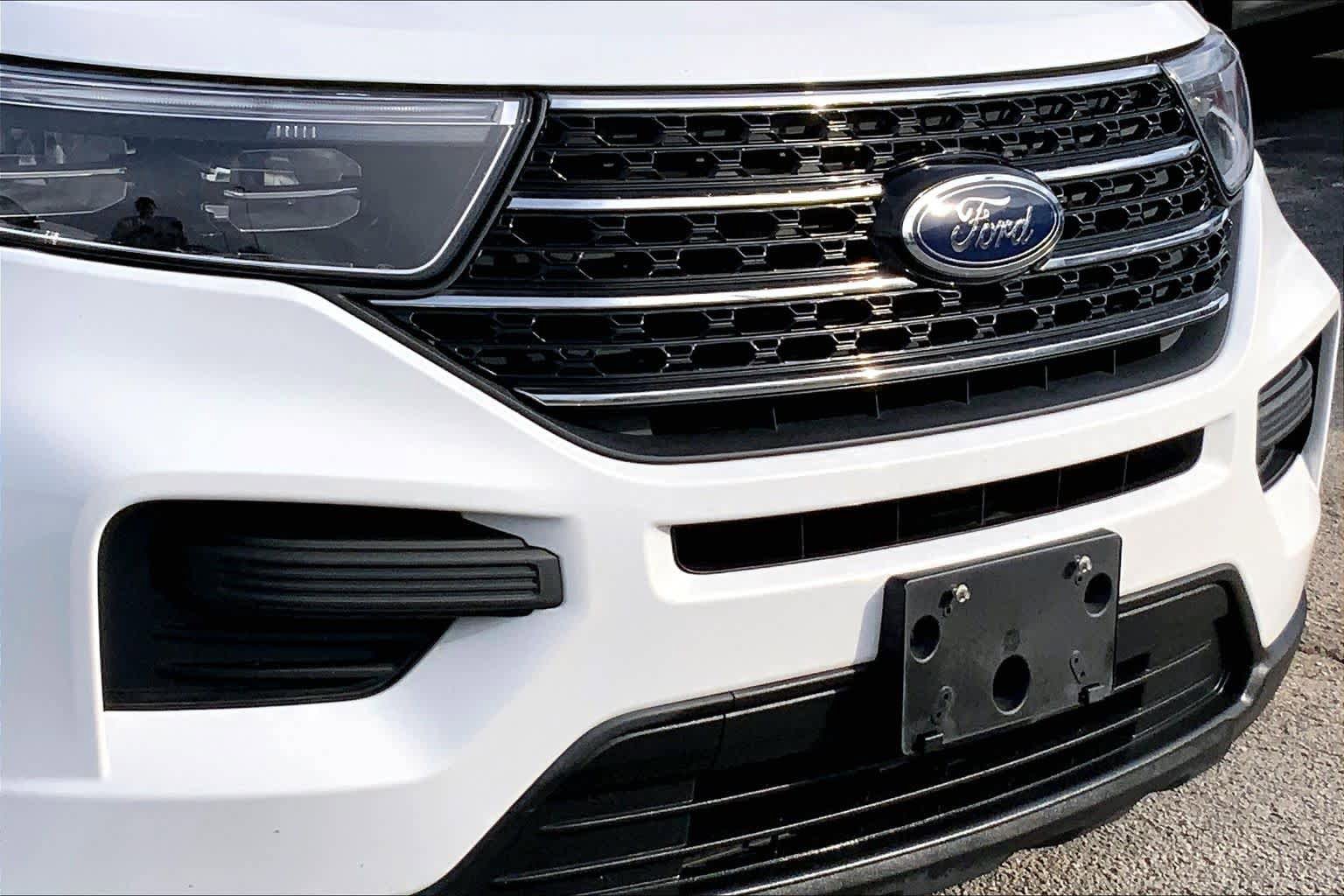 Certified 2021 Ford Explorer XLT RWD image 26