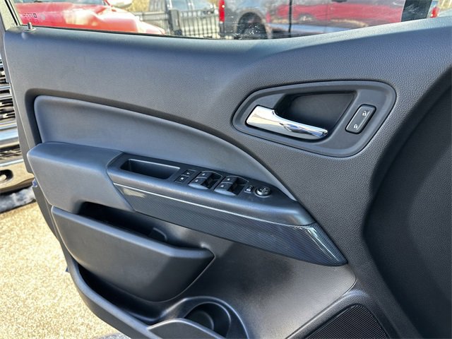 Used 2019 Chevrolet Colorado Z71 image 31