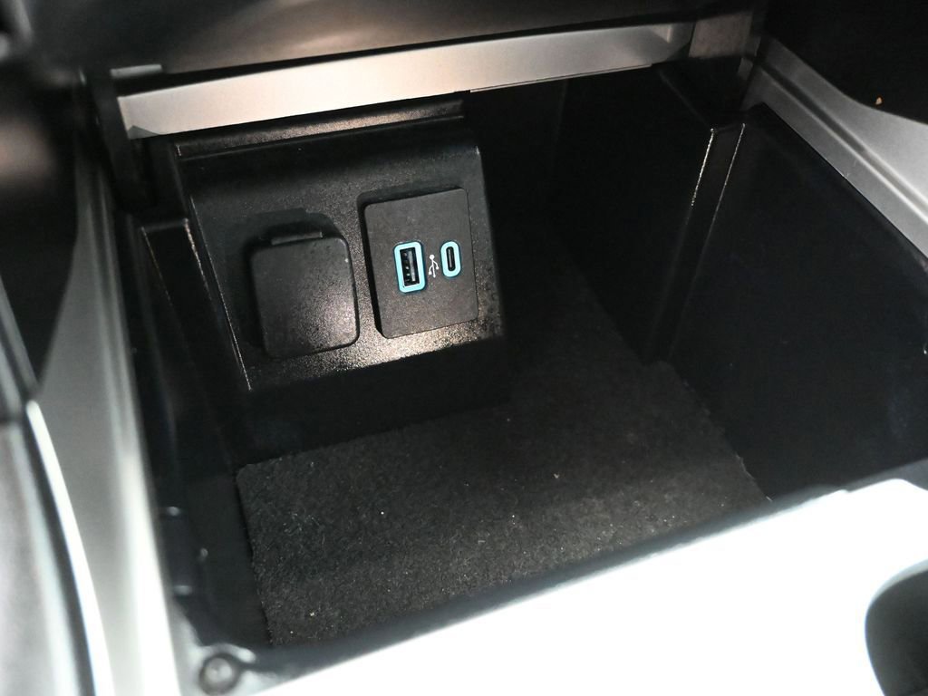 Certified 2022 Ford Explorer XLT image 45