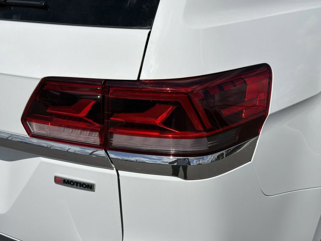 Used 2021 Volkswagen Atlas SEL Premium AWD/4WD image 9