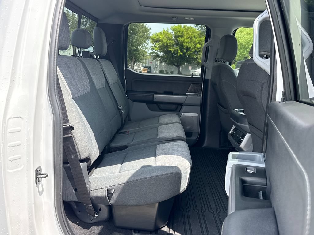 Certified 2024 Ford F250 XLT w/ XLT Premium Package AWD/4WD image 31