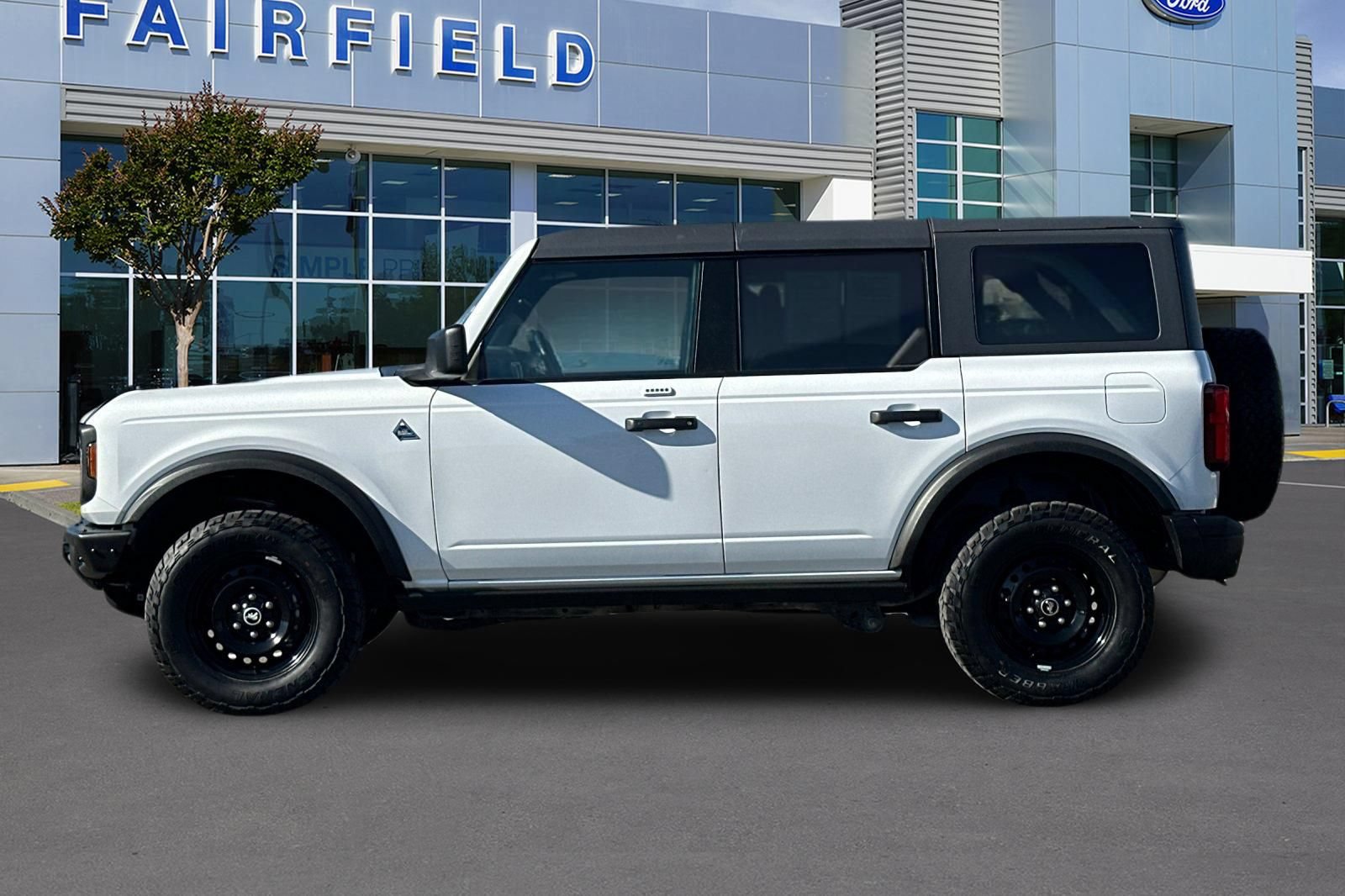 Certified 2023 Ford Bronco Black Diamond AWD/4WD image 11
