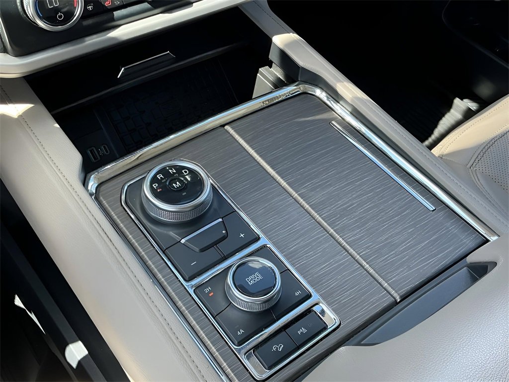 Certified 2024 Ford Expedition Max Limited image 36