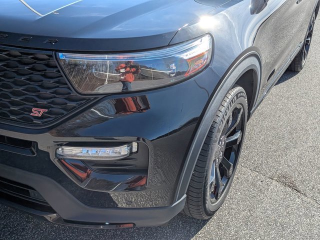Certified 2022 Ford Explorer ST w/ Equipment Group 401A image 10