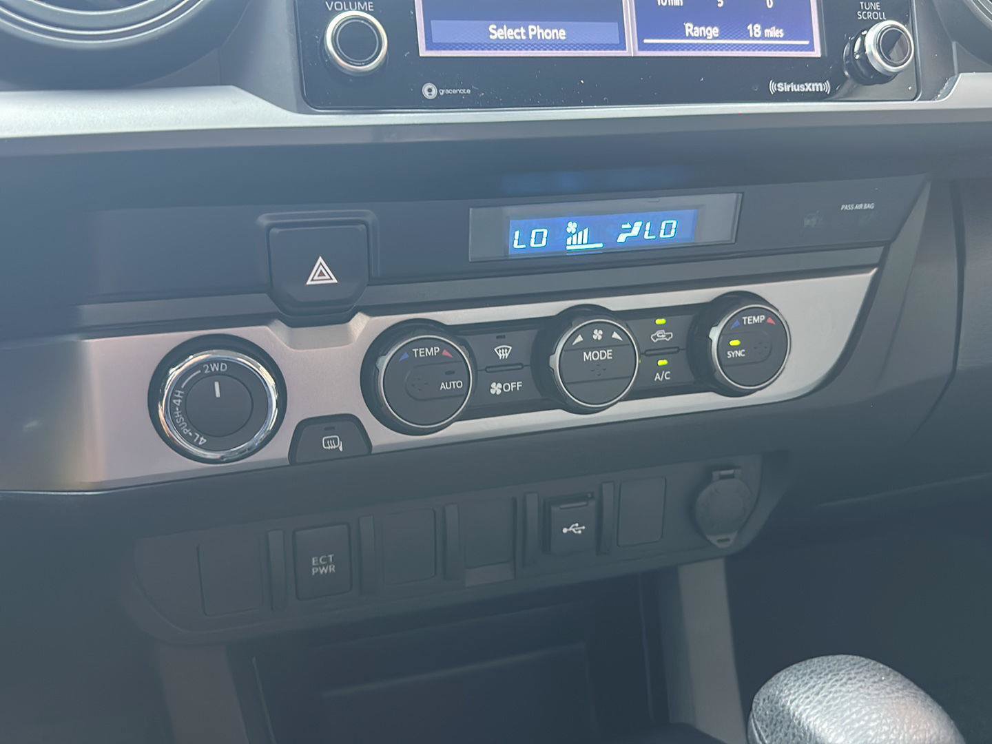 Used 2022 Toyota Tacoma SR AWD/4WD image 17